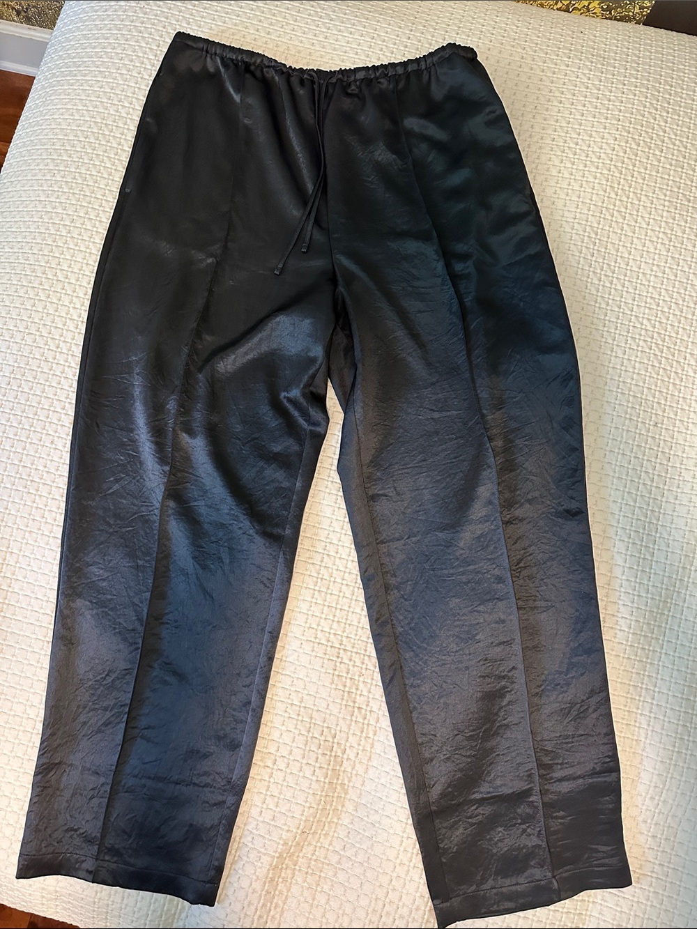 Madewell women’s Black Satin-Textured Drawstring Pants